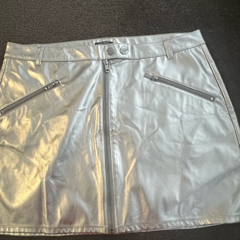 wild fable Silver Faux Leather Zip Front Mini Skirt